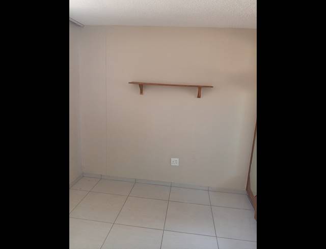 5 BEDROOM FLAT FOR SALE IN SUNNYSIDE